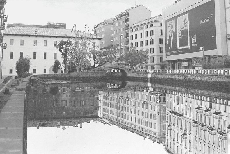 © Il Multiuniverso, Milano, 2011, Naviglio, cuore di Milano