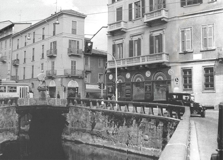 © Il Multiuniverso, Milano, 2011, Naviglio, cuore di Milano