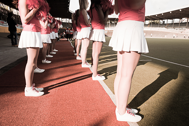 © Vincenzo Cammarata, Milano, 2010, Leader si nasce. Cheer si diventa.