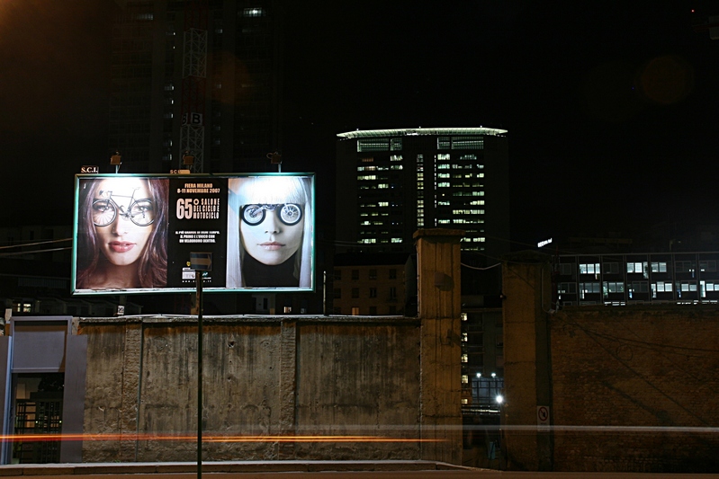 &copy; Giorgio Gherardi, Milano, 2010, Advertisement