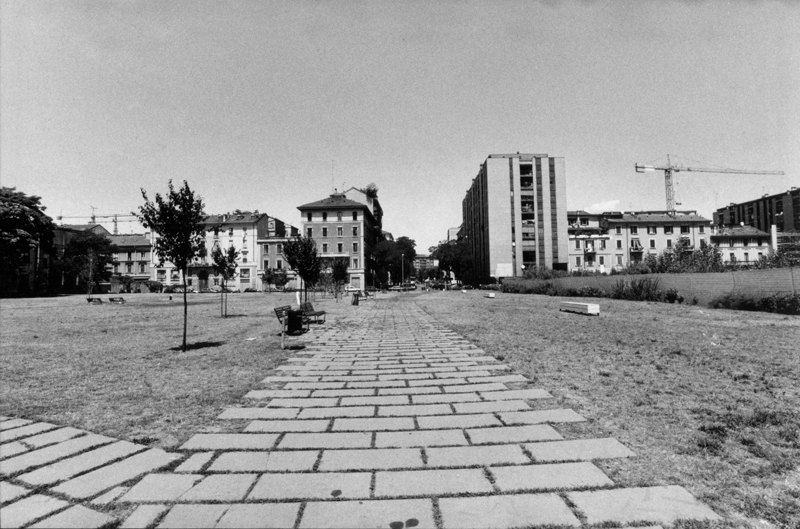 &copy; Virgilio Carnisio, Milano, 2011, Isola untitled.