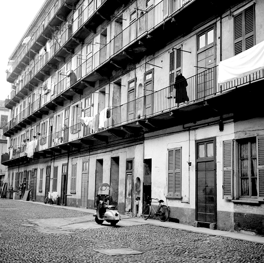 &copy; Virgilio Carnisio, Milano, 2011, Isola untitled.